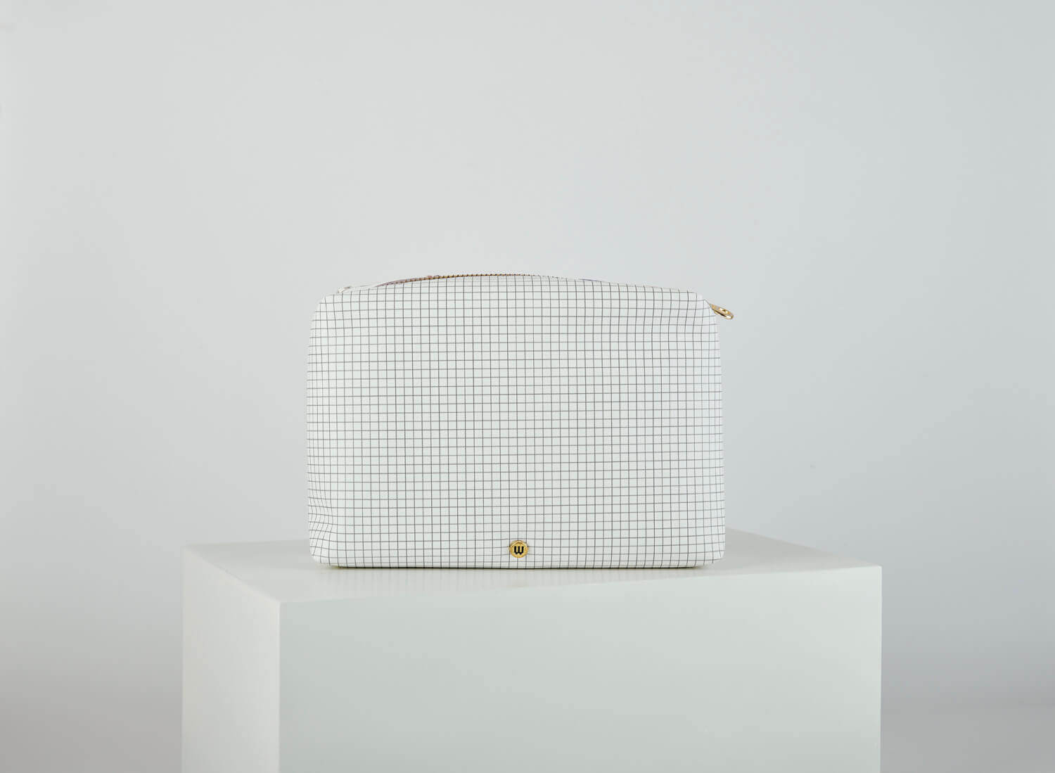 Gardenia Soft Pouches - Set Of 2 6 Wink Soft Pouches