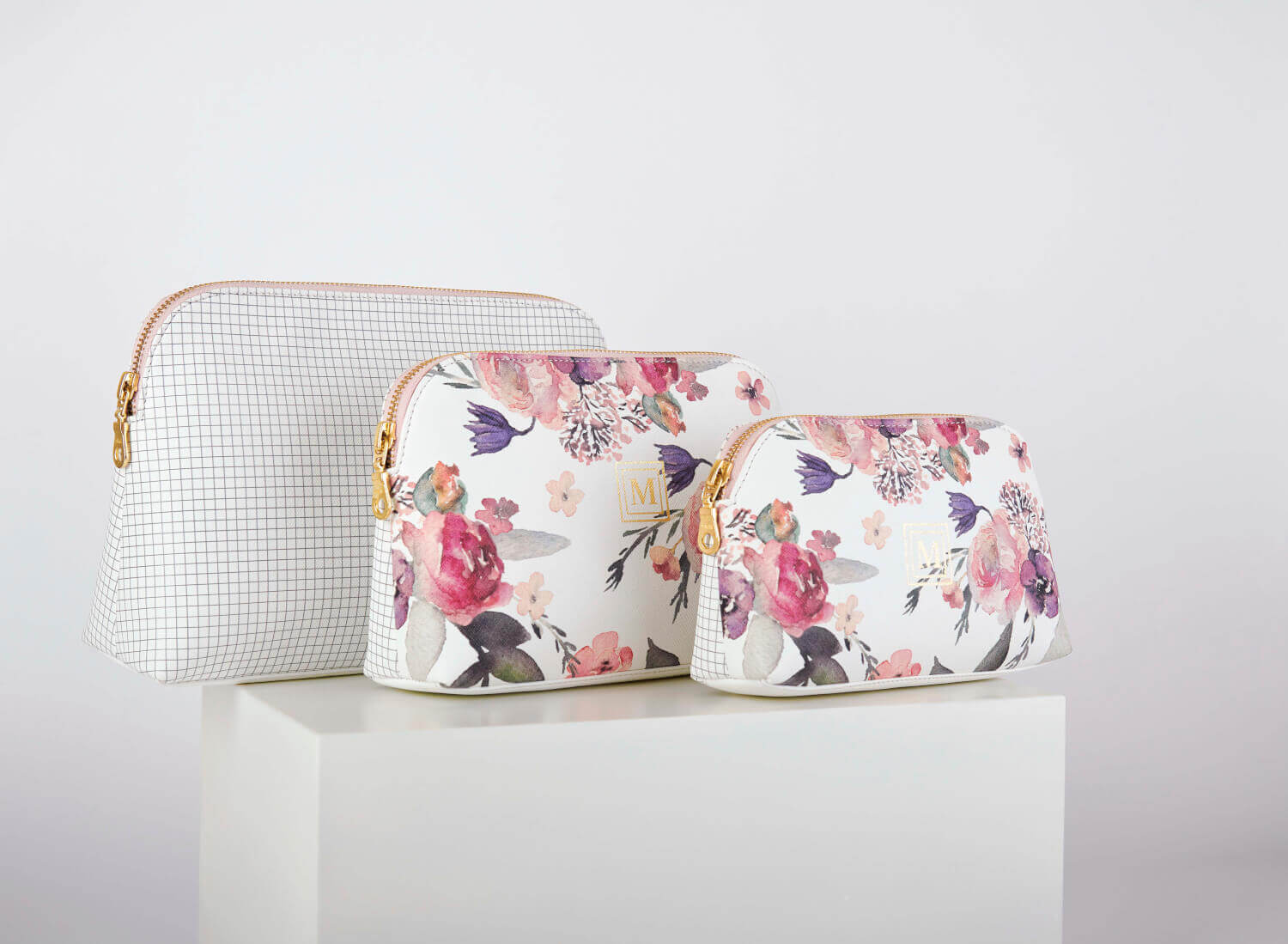 Gardenia Oval All Purpose Pouches - Set Of 3 2 Pouches Set