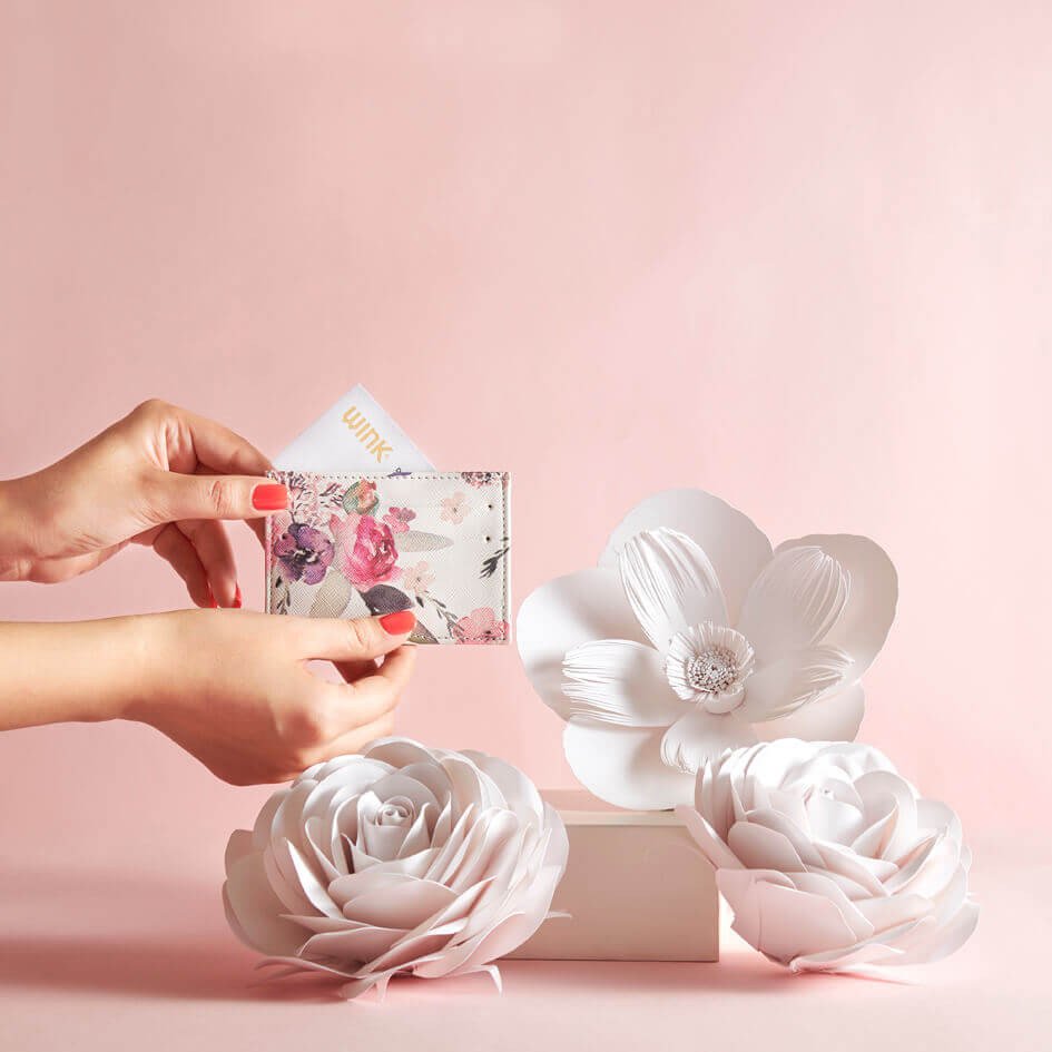 Gardenia Card Holder