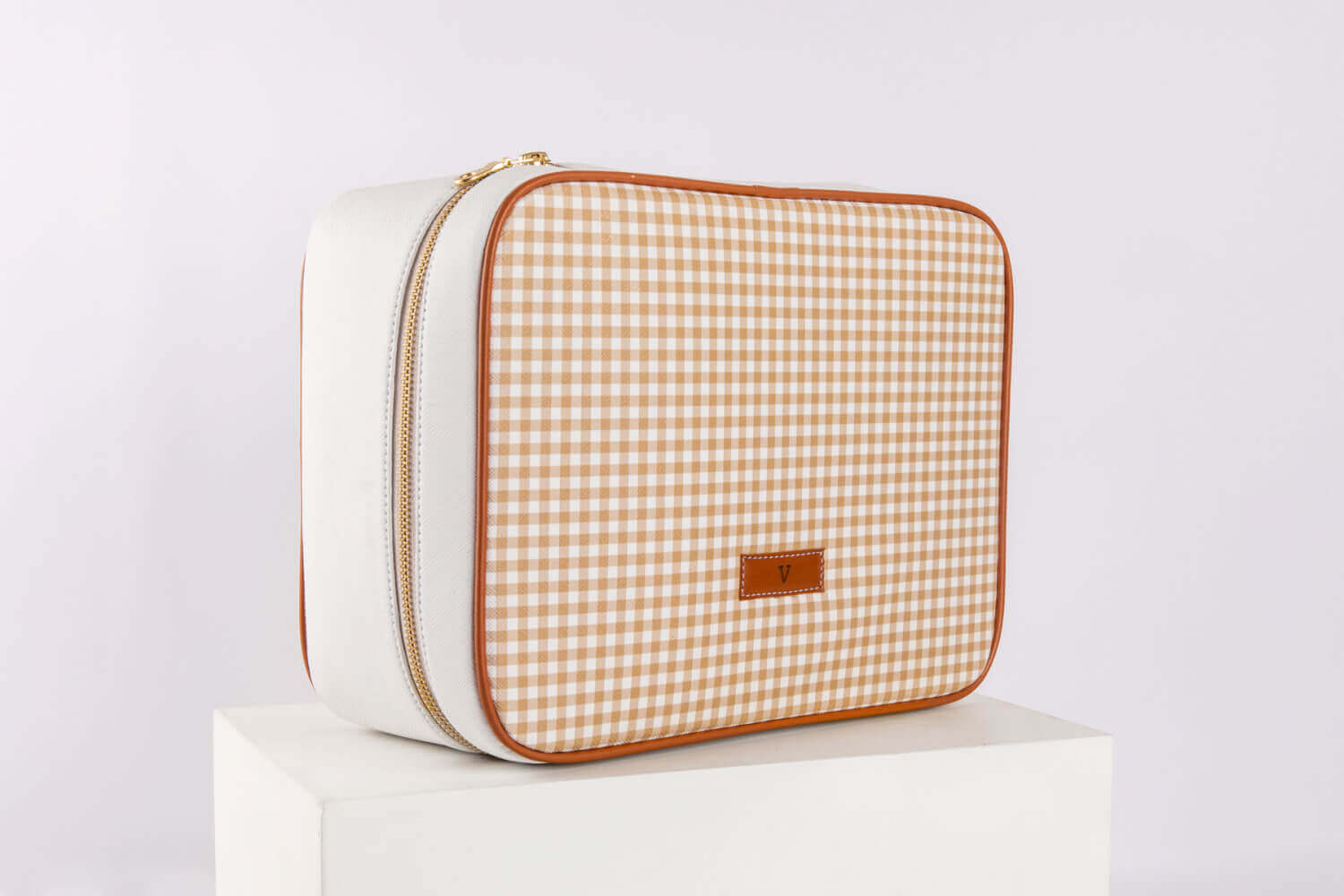 Pattern Of Joy Brown Signature Set of 4 5 Brown Pouch set