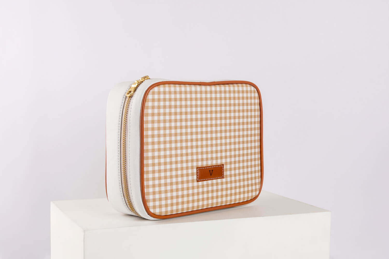 Pattern Of Joy Brown Signature Set of 4 6 Pouch Set