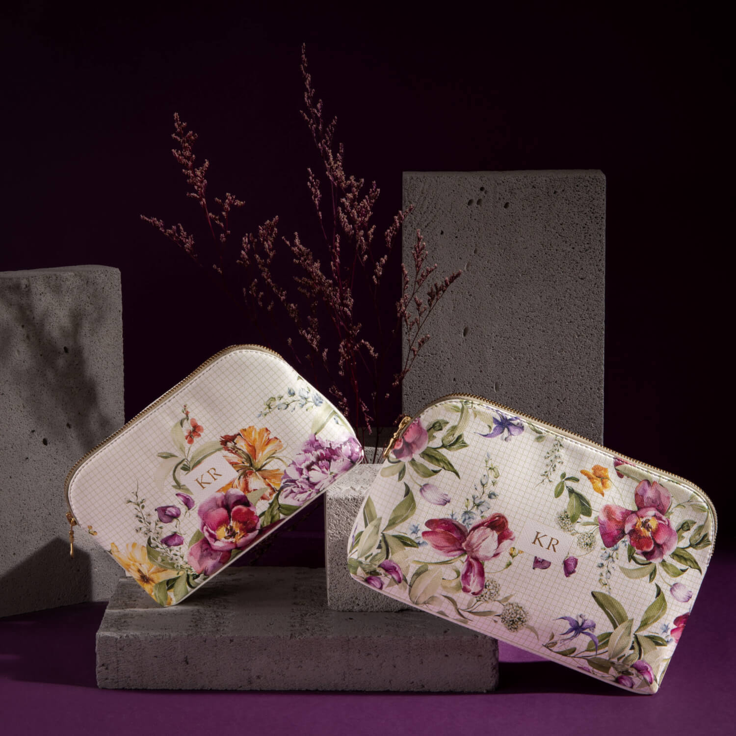 Sangria Oval All Purpose Pouches