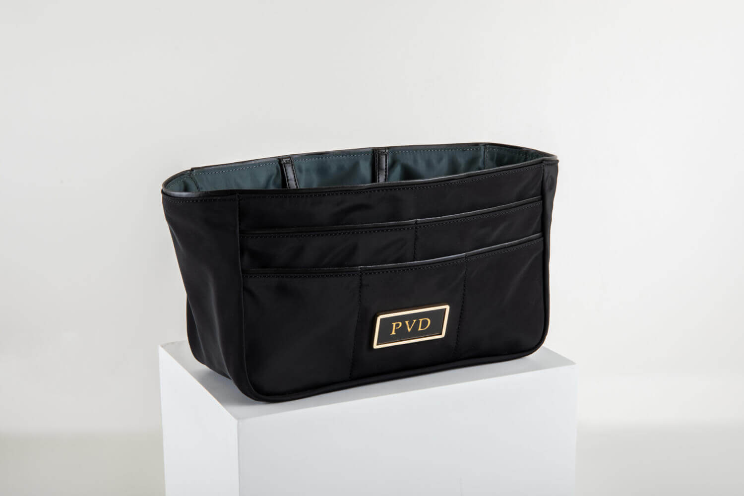 Back To Basics Small Tote Organizer - ₹3,540.00
