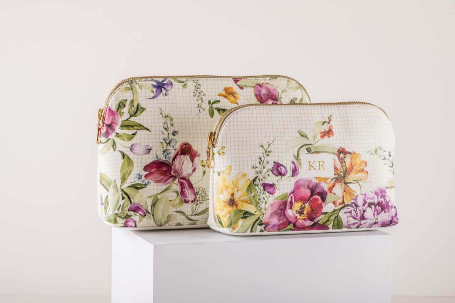 Sangria Oval All Purpose Pouches - Set Of 2 3 All Purpose Pouches