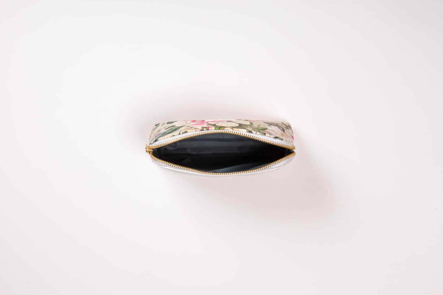 Day Dreams Oval All Purpose Pouches - Set Of 3 3 Pouches