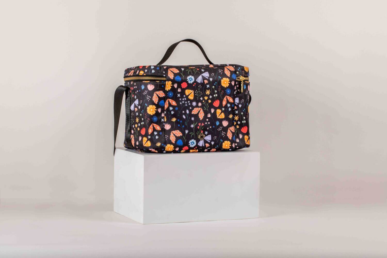 Sweet Meadows Insulated Lunch Bag 4 Sweet Meadows Insulated Lunch Bag