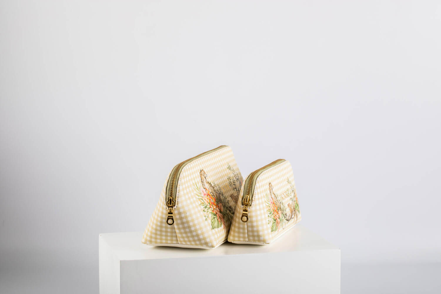 Endless Safari Makeup Wide Base Pouches 3 Endless Safari Makeup Wide Base Pouches - Image 3