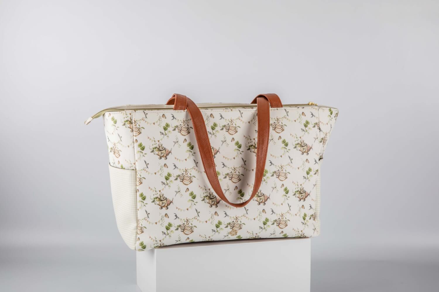 Forest Friends Diaper Bag for Mothers 3 Forest Friends Diaper Bag for Mothers - Image 3