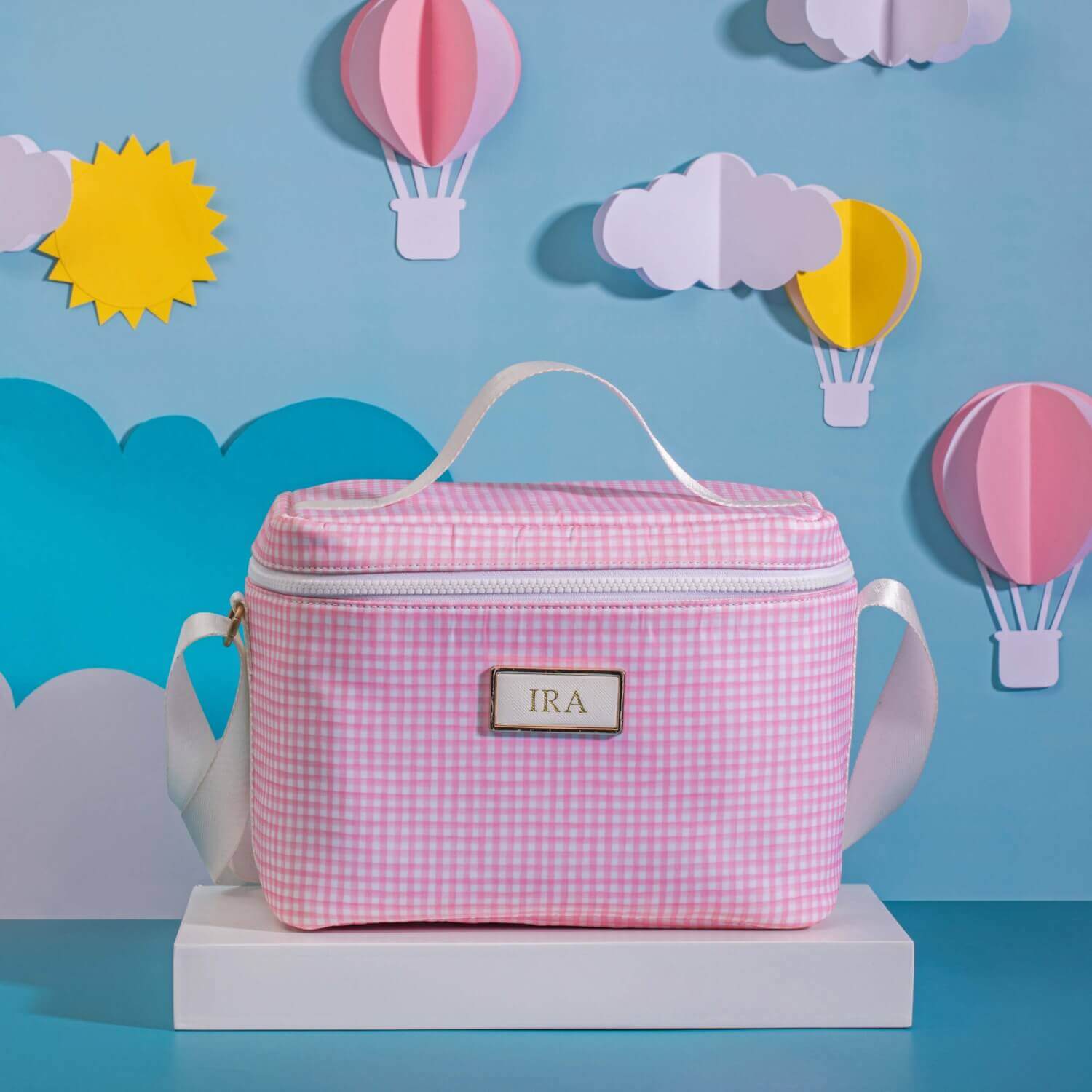 Up In The Air Pink Insulated Lunch Bag